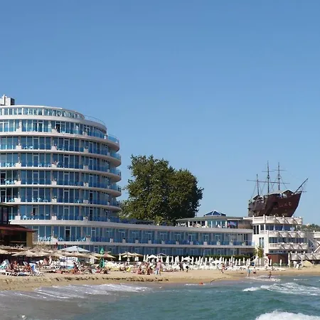 호텔 Sirius And 4*